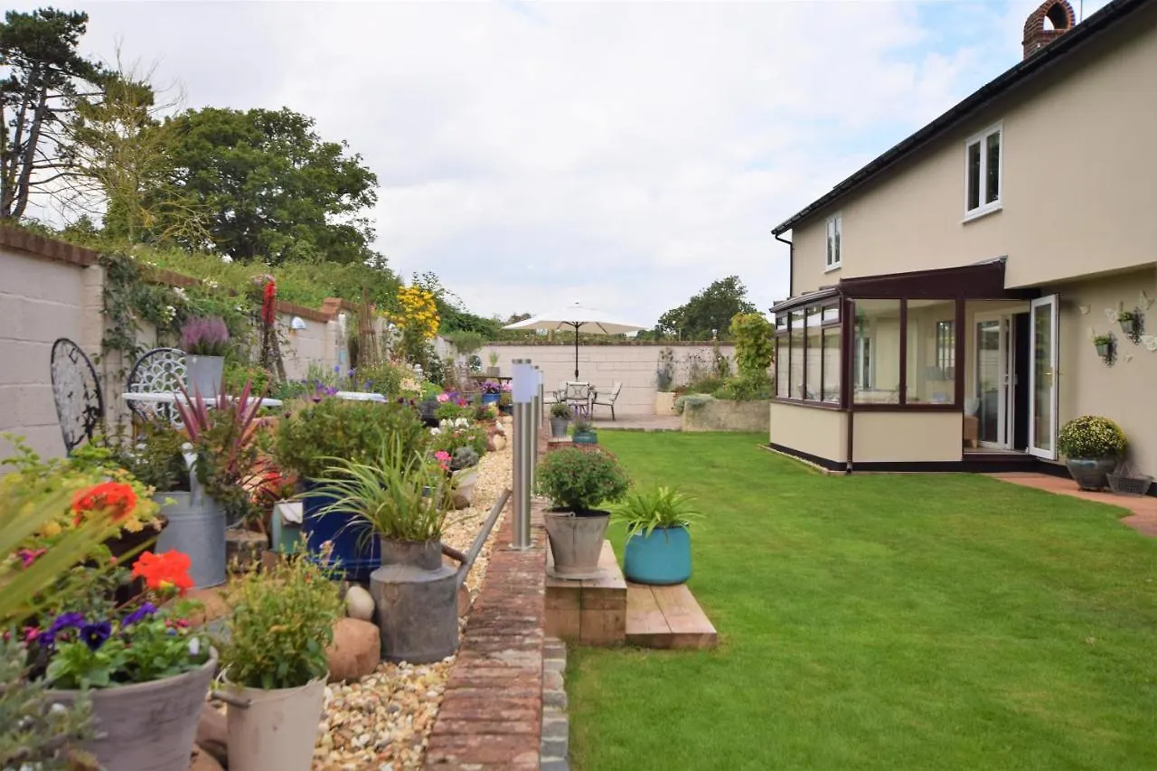 The Old Dairy B&B Lympstone 3*,  United Kingdom