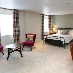 Hotel The Arms